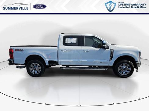 New 2026 Ford F250 Lariat w/ FX4 Off-Road Package AWD/4WD image 2