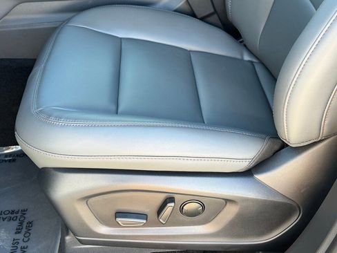 New 2025 Ford Explorer Active w/ Active Comfort Package image 26