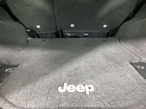 Used 2015 Jeep Wrangler Unlimited Sport image 32