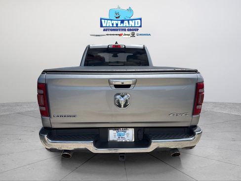 Used 2019 RAM 1500 Laramie AWD/4WD image 8