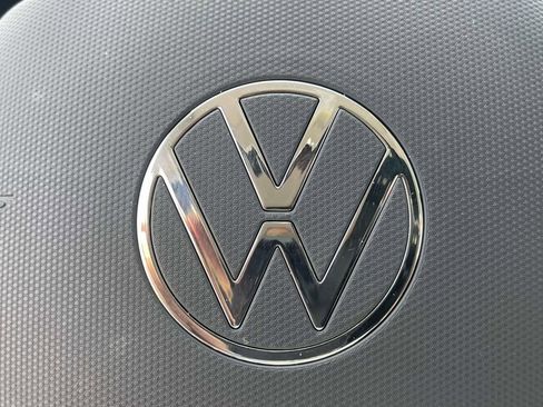 Certified 2025 Volkswagen Taos S FWD image 20