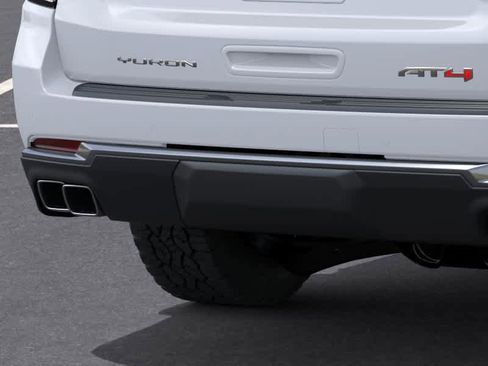 New 2026 GMC Yukon AT4 w/ AT4 Premium Package AWD/4WD image 14