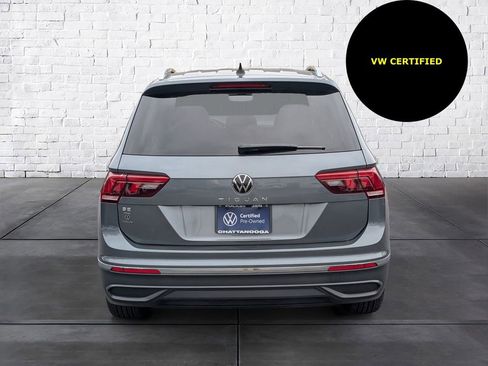 Certified 2023 Volkswagen Tiguan SE image 6