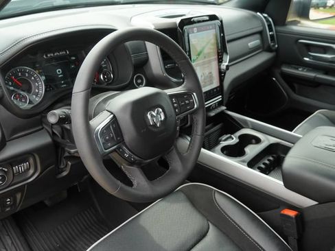 Used 2025 RAM 1500 Laramie w/ Sport Appearance Package AWD/4WD image 18