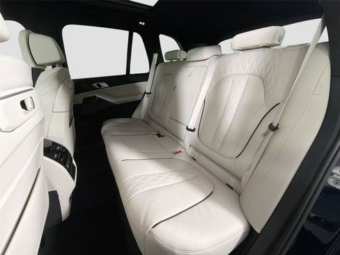 New 2026 BMW X5 xDrive40i AWD/4WD image 23