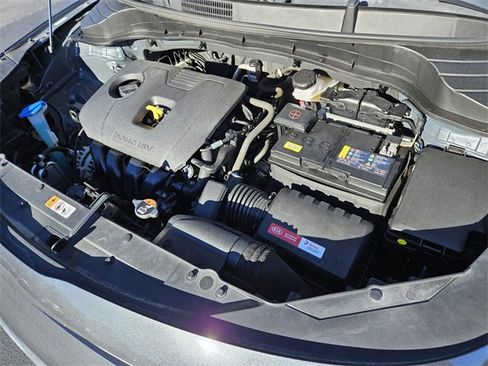 Used 2022 Kia Soul LX w/ Technology Package image 17