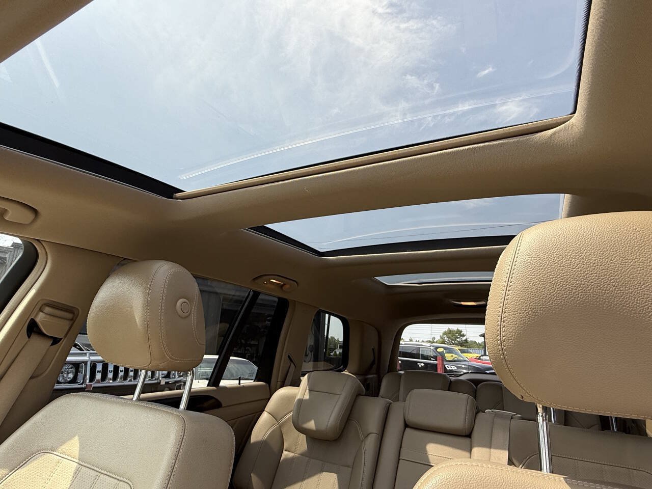 Used 2014 Mercedes-Benz GL 350 BlueTEC 4MATIC image 11