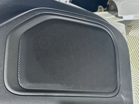 Used 2022 Chevrolet Silverado 2500 LTZ w/ Z71 Off-Road Package image 18