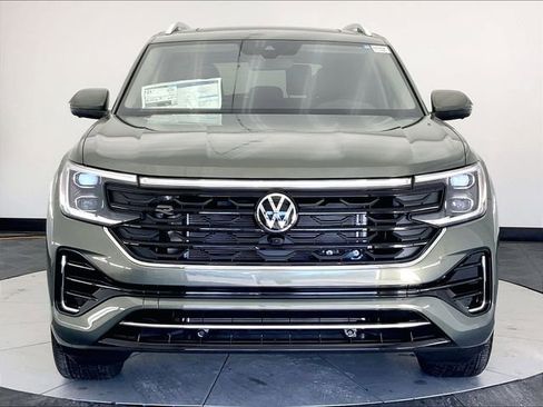 New 2026 Volkswagen Atlas SEL Premium R-Line image 3