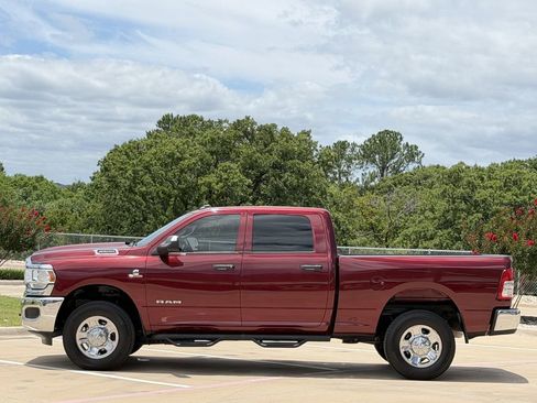Used 2020 RAM 2500 Tradesman w/ Chrome Appearance Group AWD/4WD image 3
