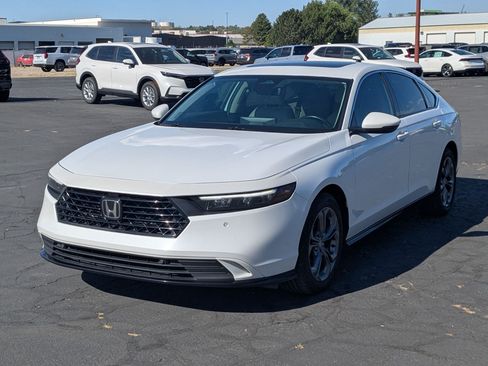 Used 2023 Honda Accord EX-L image 10