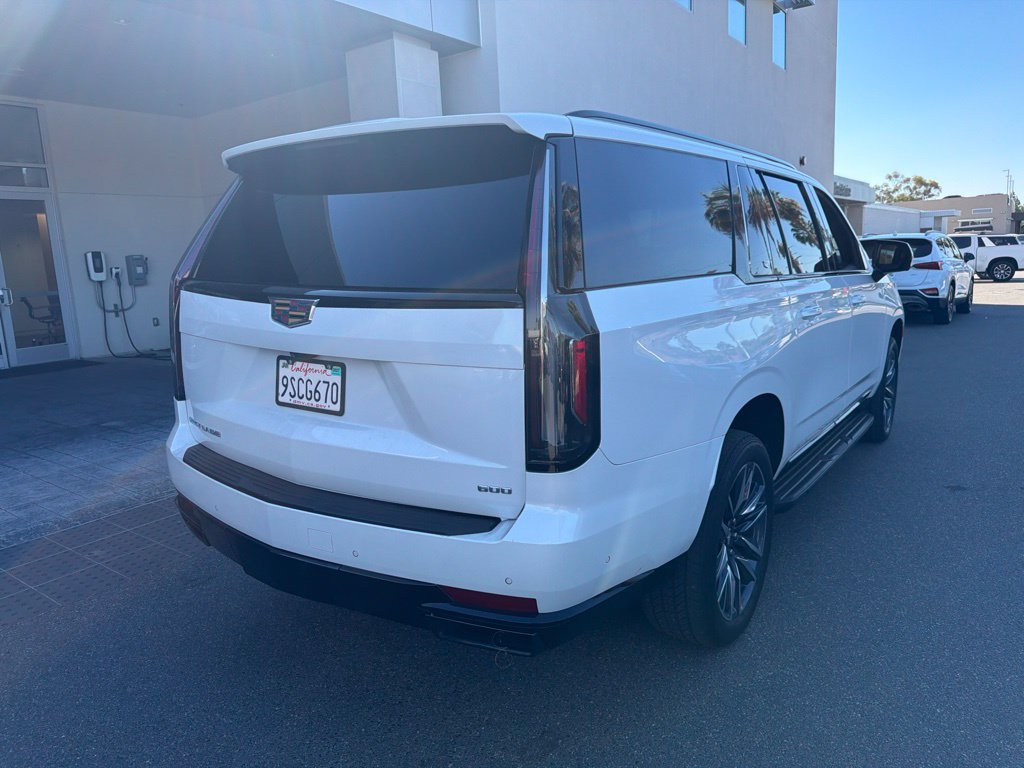 Certified 2024 Cadillac Escalade ESV Sport AWD/4WD image 9