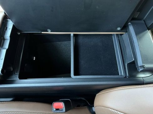 Certified 2025 Toyota Crown Signia image 21