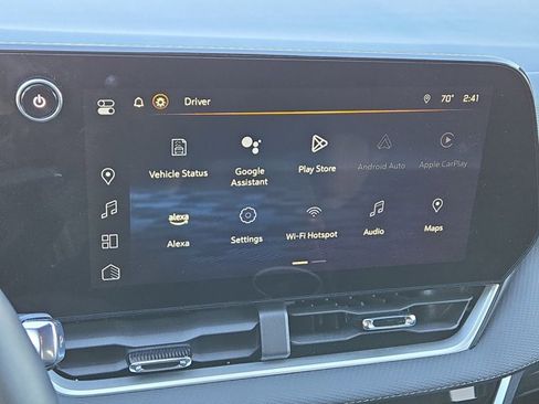 Used 2025 Chevrolet Equinox LT image 24