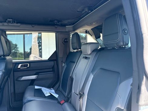 Used 2021 Ford Bronco First Edition AWD/4WD image 5