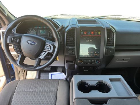 Used 2017 Ford F150 XLT AWD/4WD image 8