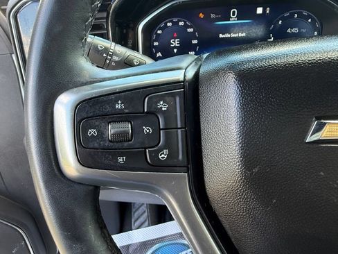 Used 2023 Chevrolet Silverado 1500 LT AWD/4WD image 30