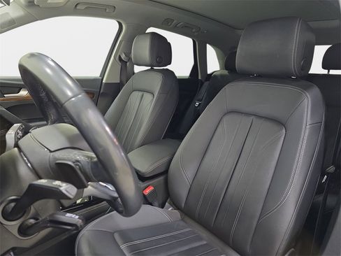 Certified 2023 Audi Q5 2.0T Premium Plus w/ Premium Plus Package image 16
