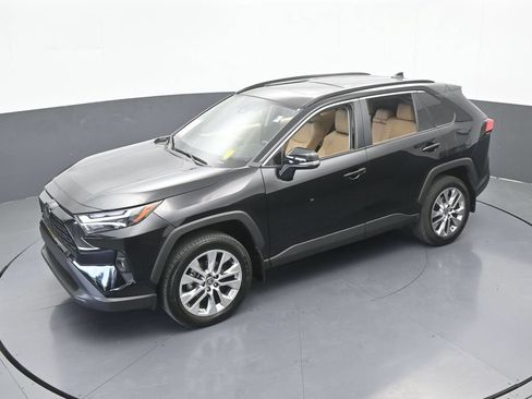 Used 2025 Toyota RAV4 XLE Premium FWD image 50