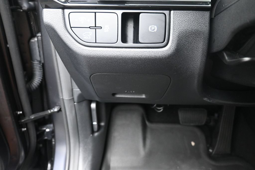 Used 2026 Kia Sportage SX FWD image 16