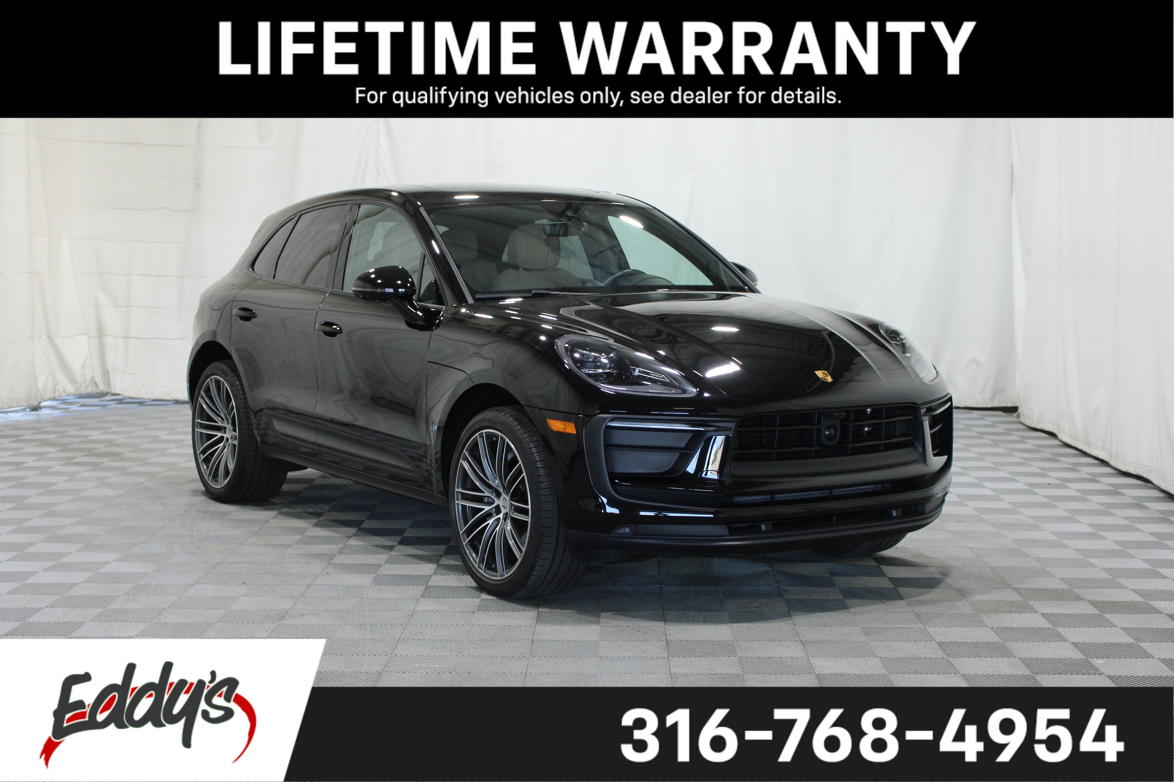 Used 2024 Porsche Macan AWD/4WD image 1