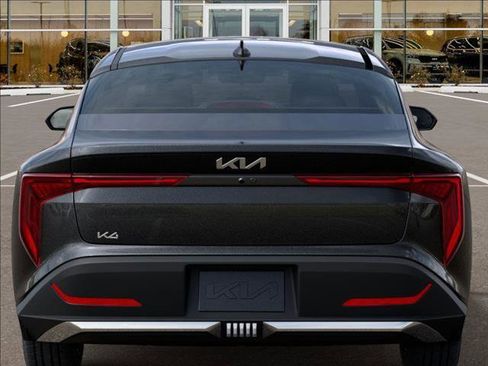 Used 2025 Kia K4 EX image 13