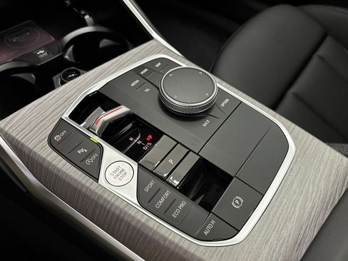 New 2026 BMW 330i Sedan w/ Premium Package image 18