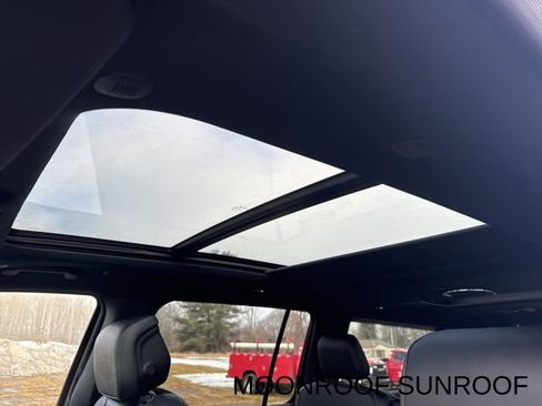 New 2026 Jeep Grand Wagoneer L Limited w/ Premium Group II image 11