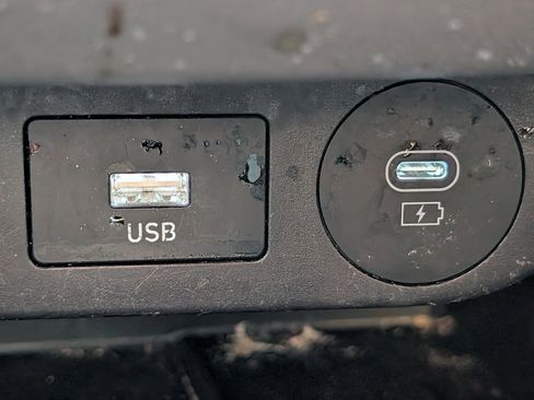 Used 2024 Hyundai Elantra SEL w/ Convenience Package image 19