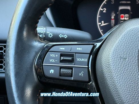 Used 2025 Honda HR-V Sport image 15