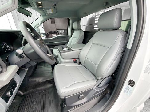 Used 2024 Ford F550 4x4 Regular Cab Super Duty w/ Snow Plow Prep Package image 11