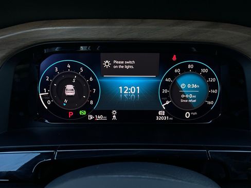 Used 2025 Volkswagen Atlas SE image 40