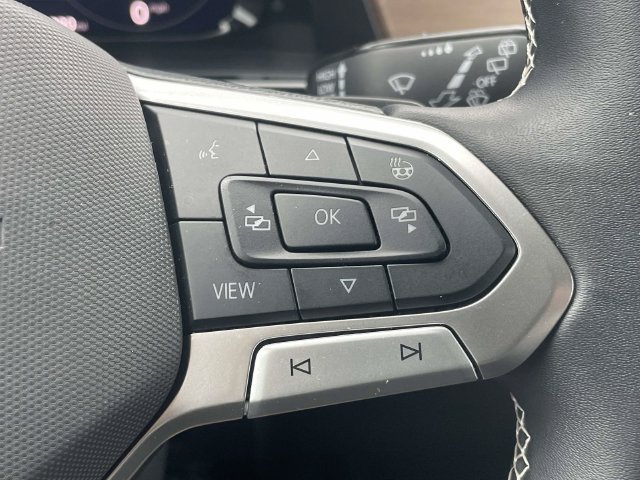 Certified 2026 Volkswagen Atlas SE FWD image 25