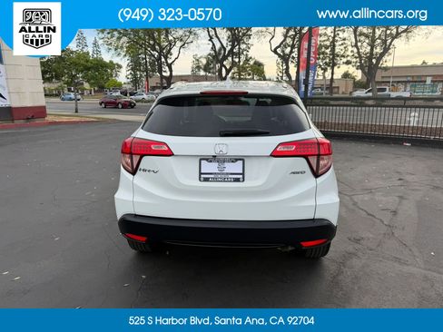 Used 2018 Honda HR-V EX-L image 5
