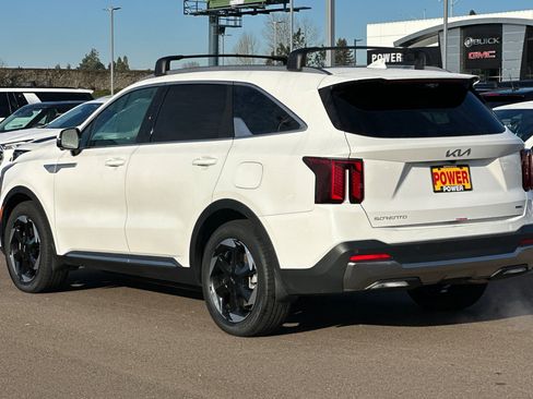Certified 2025 Kia Sorento SX Prestige image 6