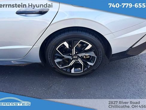 Used 2024 Hyundai Sonata SEL AWD/4WD image 9