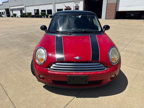 Used 2008 MINI Cooper Hardtop FWD image 2