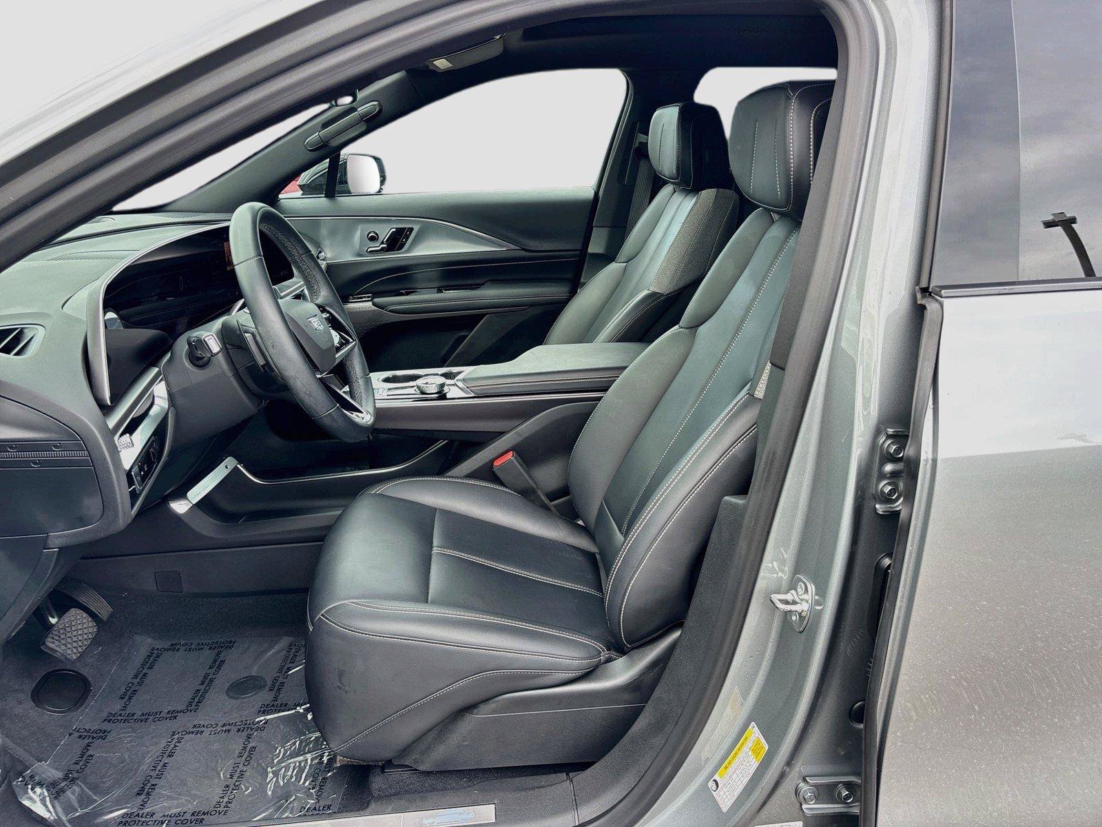 Used 2024 Cadillac Lyriq Tech w/ LPO, Floor Liner Package RWD image 21