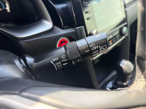 Used 2020 Honda Civic EX-L image 27