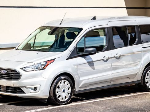 Used 2021 Ford Transit Connect XLT FWD image 3