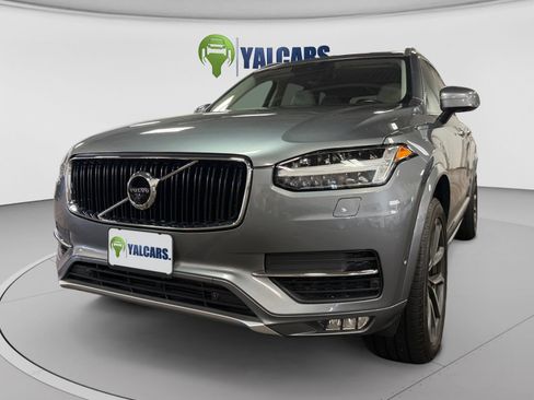 Used 2017 Volvo XC90 T6 Momentum w/ Vision Package AWD/4WD image 9