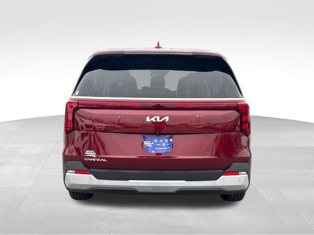Certified 2026 Kia Carnival FWD image 5