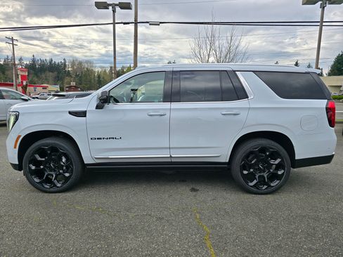 New 2026 GMC Yukon Denali w/ Denali Reserve Package AWD/4WD image 4