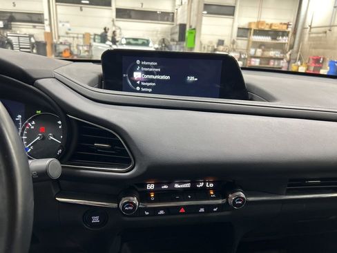 Certified 2023 MAZDA CX-30 AWD 2.5 S w/ Preferred Package image 11