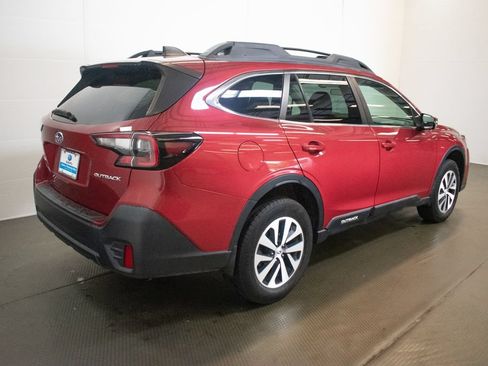Used 2022 Subaru Outback Premium AWD/4WD image 4