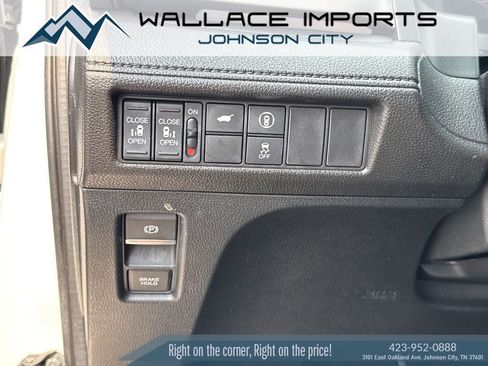 Used 2024 Honda Odyssey Sport image 31