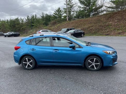 Used 2019 Subaru Impreza 2.0i Premium AWD/4WD image 2