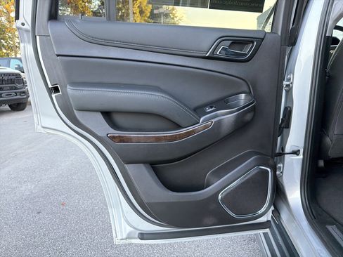 Used 2019 Chevrolet Tahoe LT image 25