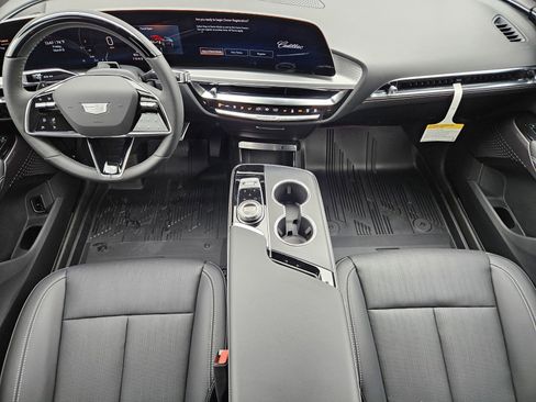 New 2026 Cadillac Lyriq Luxury w/ LPO, Floor Liner Package RWD image 19
