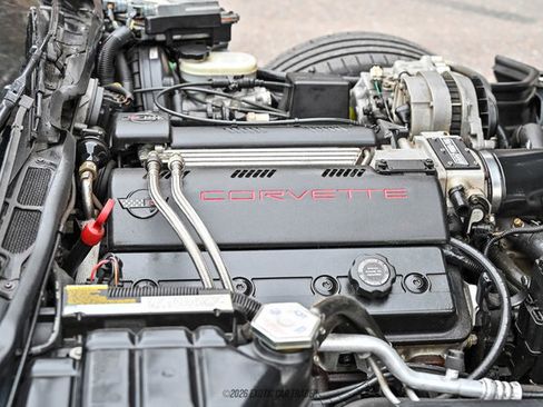 Used 1995 Chevrolet Corvette Coupe RWD image 33